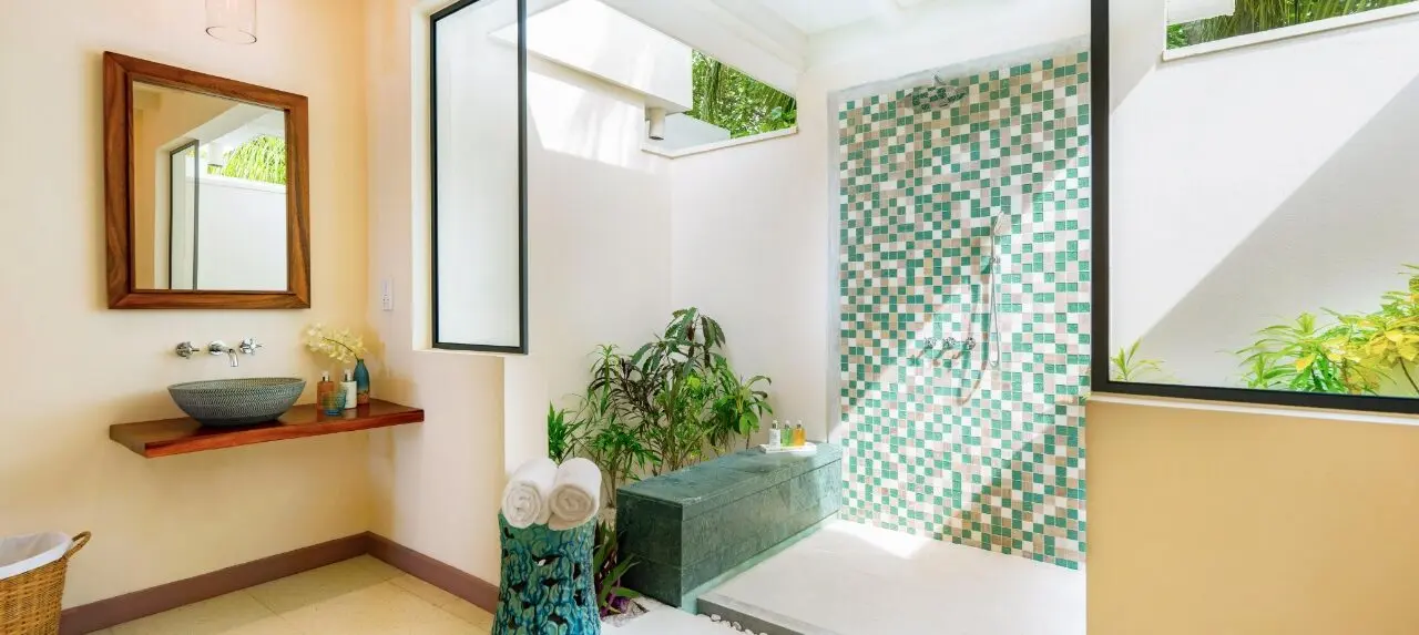 玩轉馬爾地夫_OBLU NATURE Helengeli_奧露島_deluxe beach pool villa_浴室