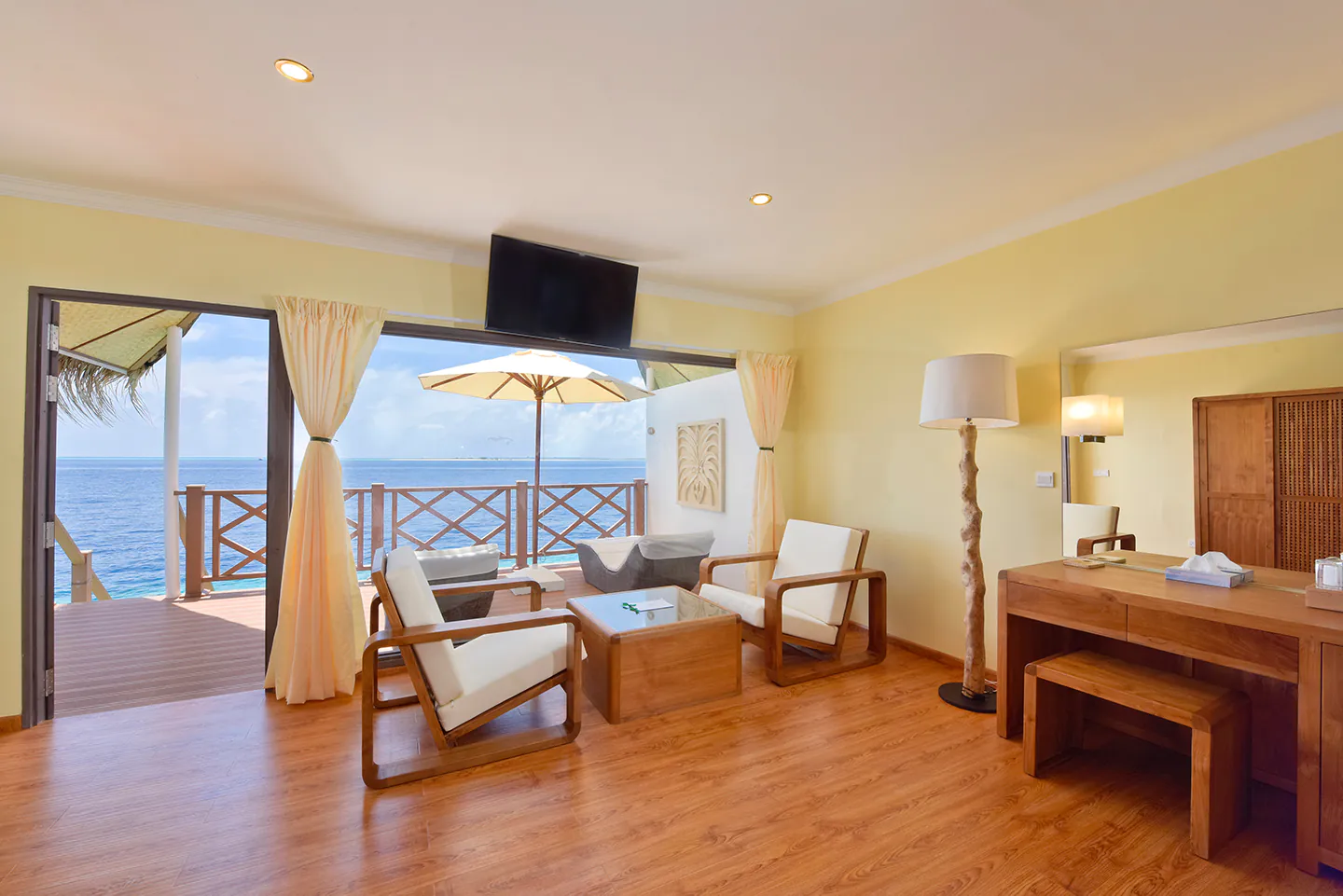 DL-HRES-Dreamland_Water_Bungalow_03 (1)