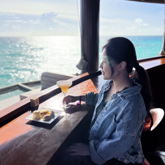 Wan Ting 1 玩轉馬爾地夫馬富士 Maafushi 居民島經典行程:旅客與護士鯊共游浮潛及夕陽夜釣現吃海鮮真實好評分享Thinadhoo 居民島 Plumeria 飯店極致 Spa 與無人島洋流浮潛安全提醒真實體驗