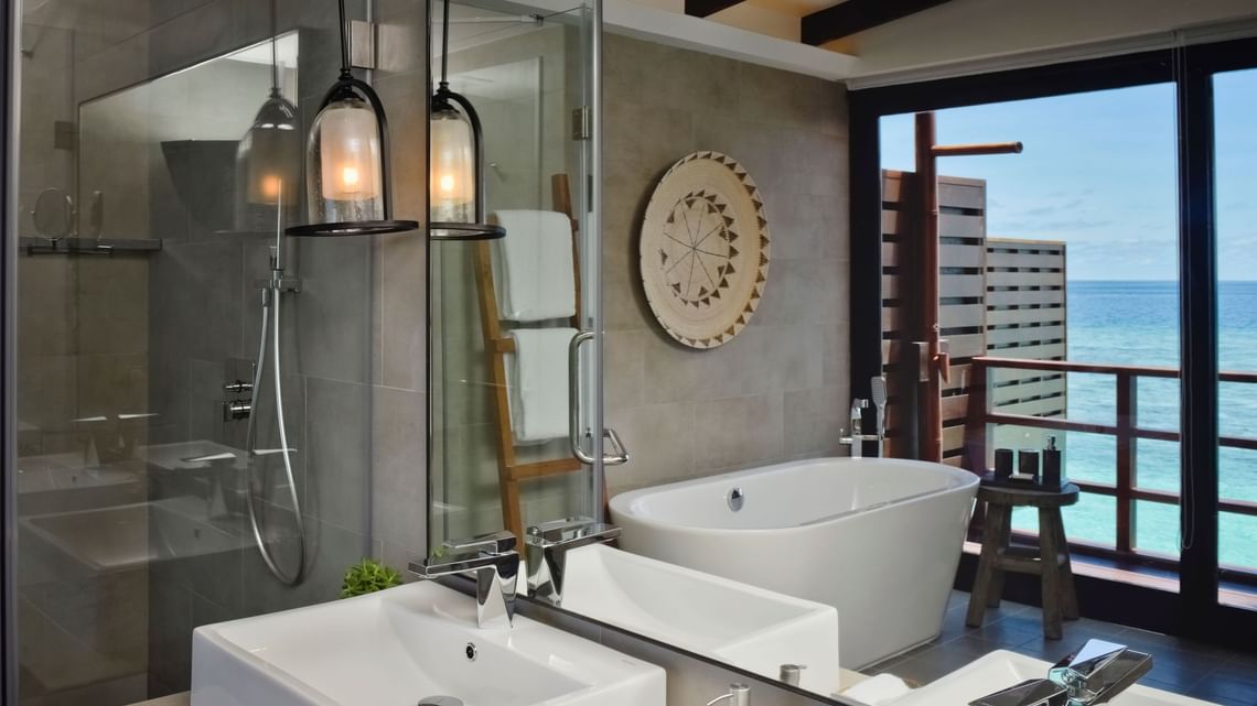 lagoon-water-villa-bathroom-1_wide