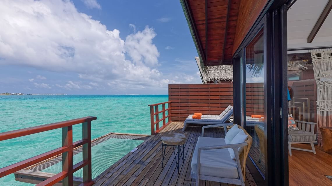 lagoon-water-villa-deck-on-daylight_wide