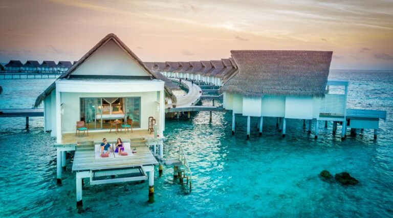 馬爾地度假村Centara Grand Reethi Muraka Overwater Villa7